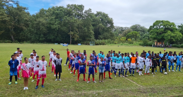CAMPEONATO DE FUTBOL EN LA PARROQUIA LA TOLA 